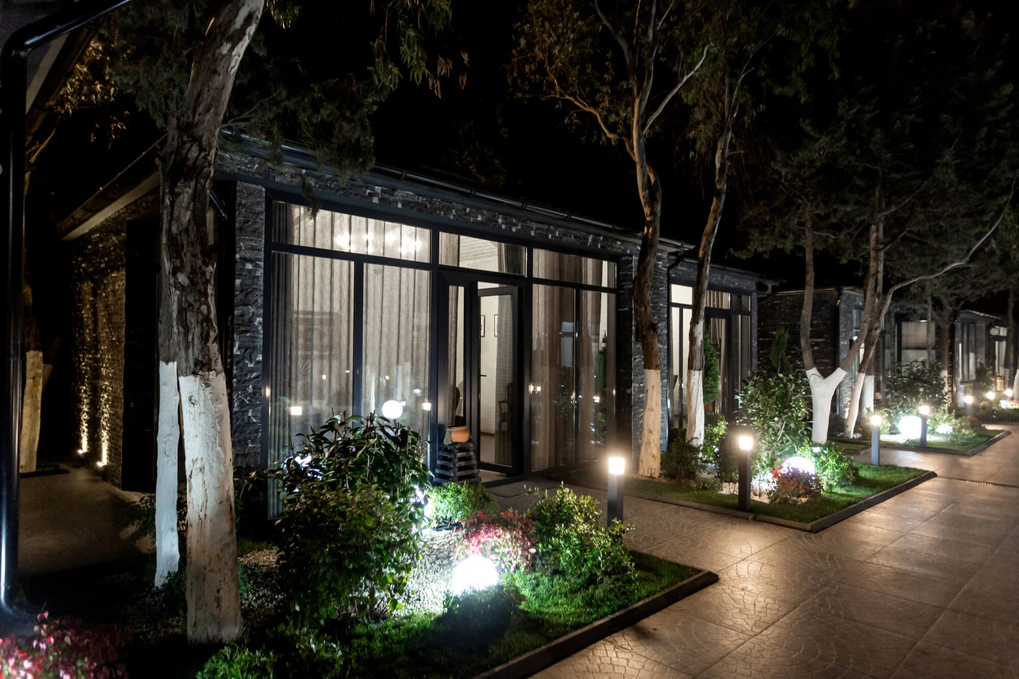 Garden Lighting Services NYC